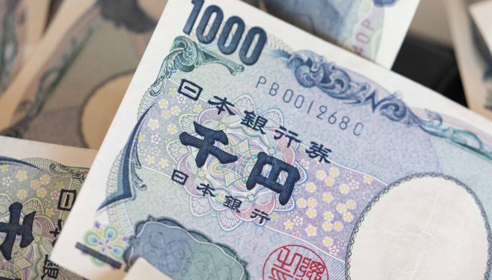 GBP/JPY Surged Following BoJ's Ueda Speech 86 3edbb423f2659ed276b9ec5be6aa4b6c