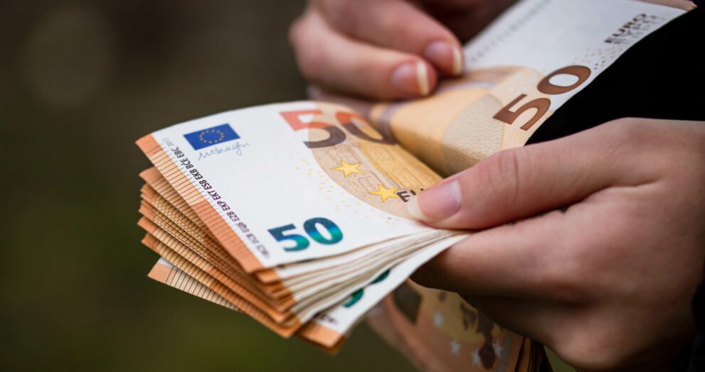 Currency exchange rate