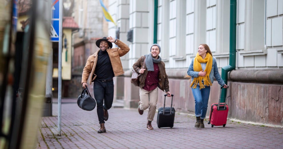 financial checklist for moving abroad
